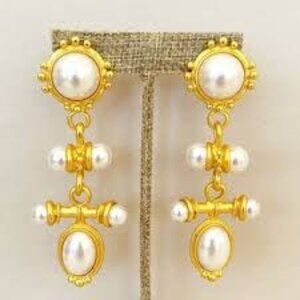 ELC94 Extra Pearl Dangling Earrings by BUNNY